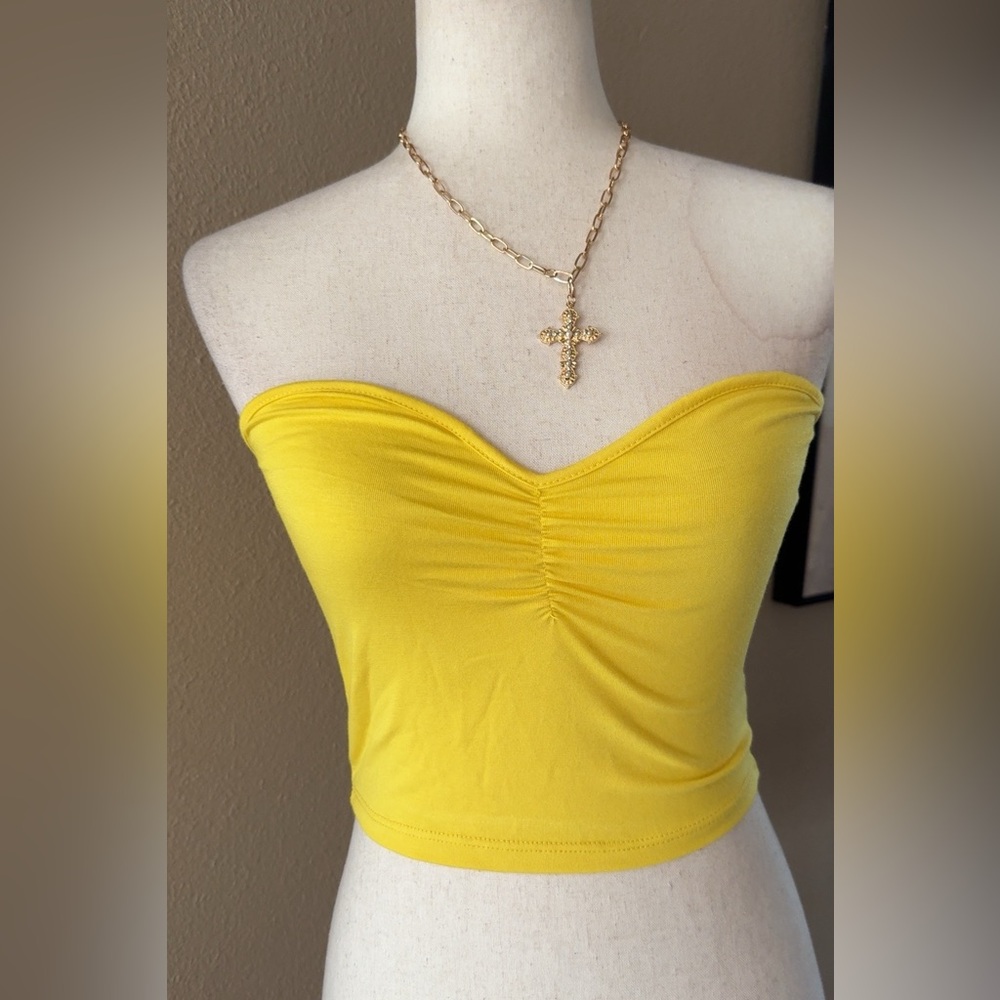 Yellow Strapless Ruched Crop Top — Women's Tube Top
